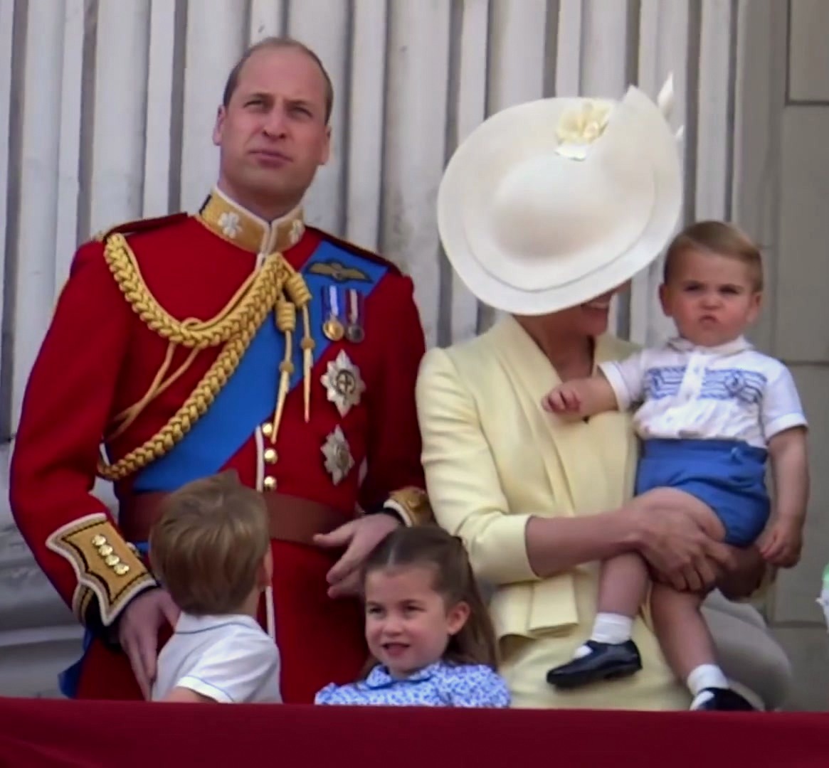 Trooping the Colour at Horse Guards Parade, SW1 - Society chauffeur hire from K2.